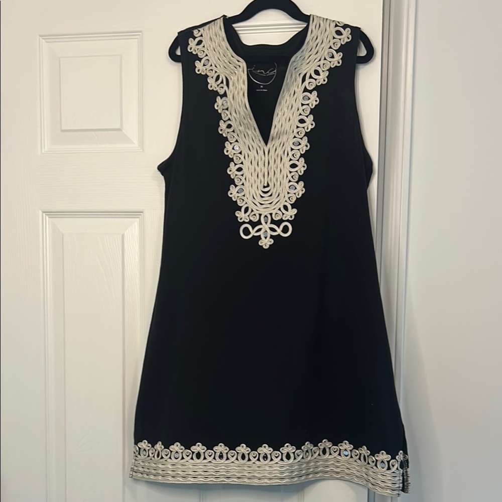 INC International Concepts Black Tunic Top with Cream Detailing